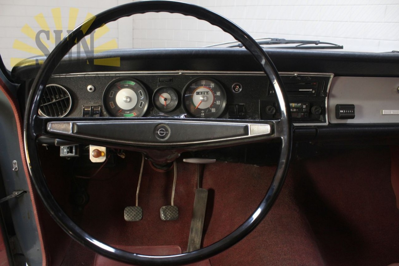 opel rekord 1900 1967 for sale at Sun Classic Cars